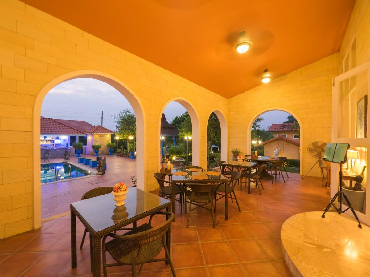 Pictory Garden Resort Sattahip Exterior photo